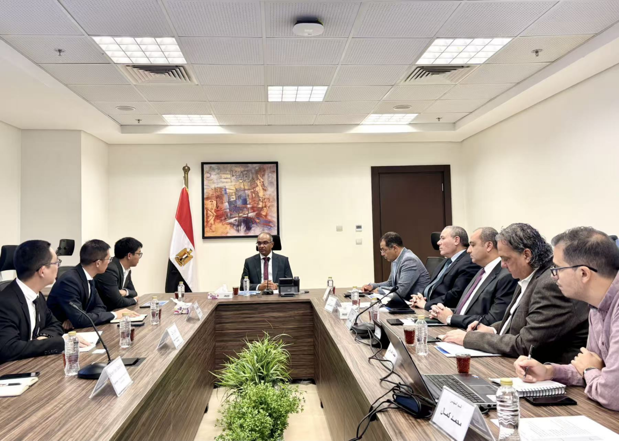 <b>Fenghai Company Visited Egyptian Min</b>