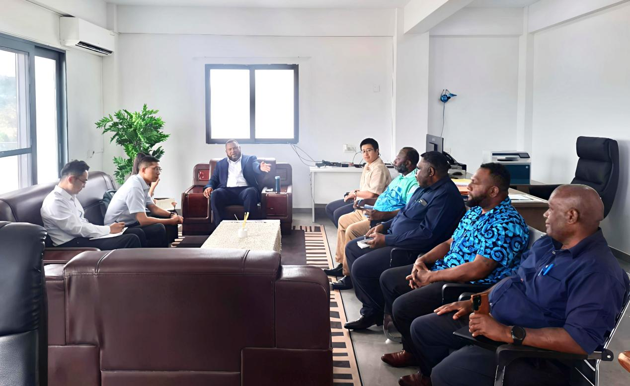 <b>Fenghai Company Visited the Minister</b>